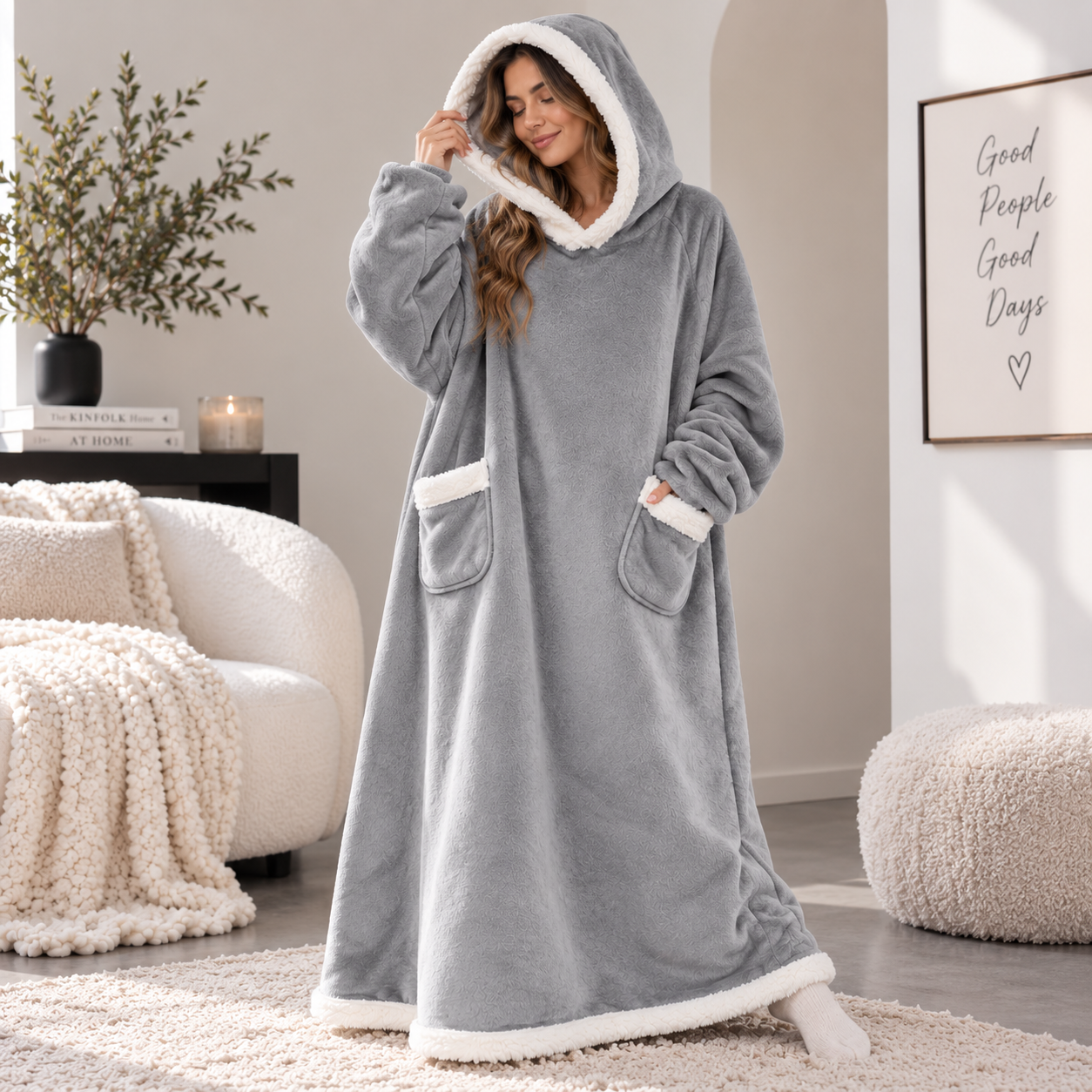 Oversized Wearable Blanket Hoodie – Soft Fleece Hooded Blanket with Sleeves